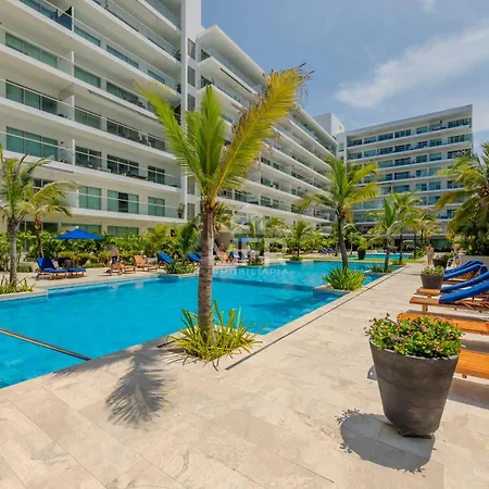 Morros Epic 2 Bedrooms Beachfront By Inmobiliaria Mfr Apartment